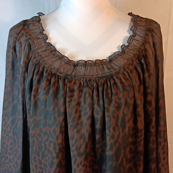 Cato Animal Print Blouse - Picture 2 of 8